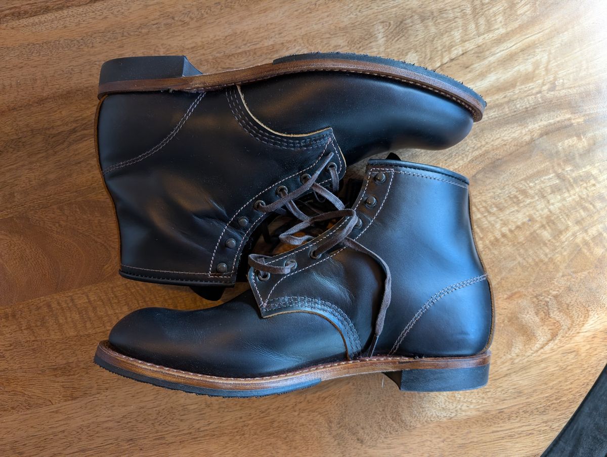 Photo by Rolfgang on April 24, 2026 of the Red Wing Beckman Flatbox in S.B. Foot Black Klondike.