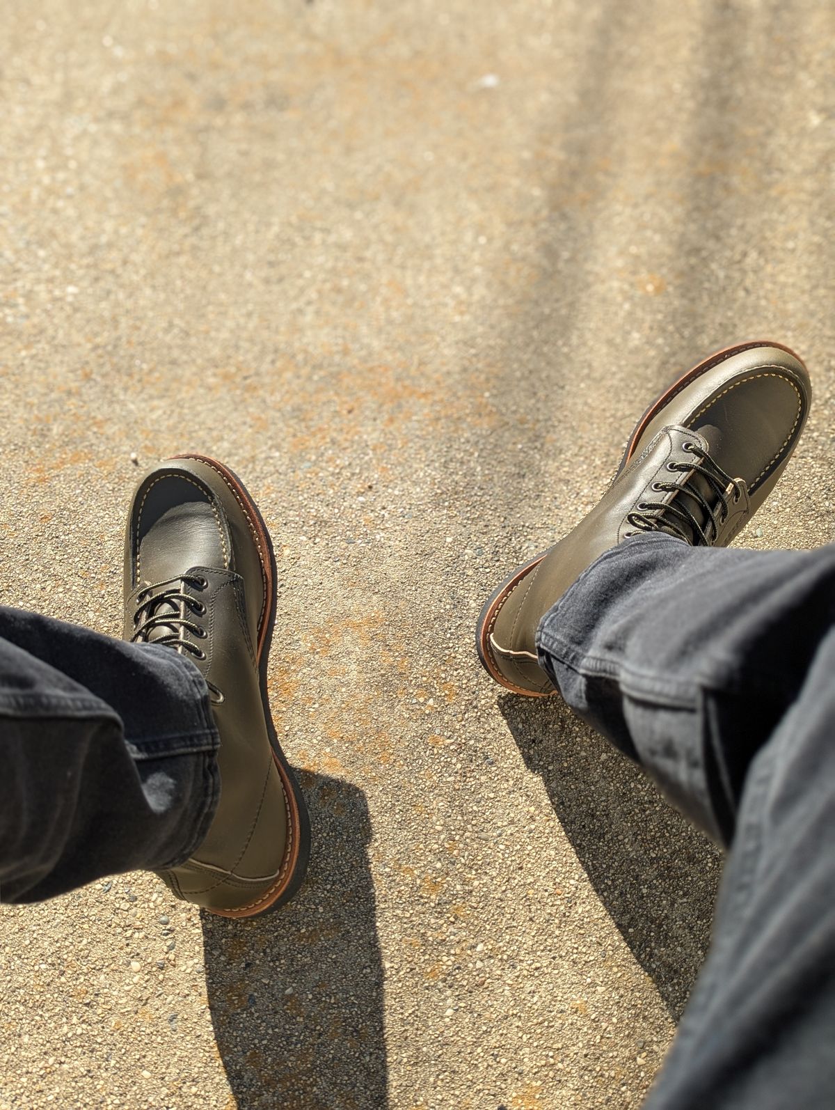 Photo by gutlesswaste on March 8, 2026 of the Red Wing 6-Inch Classic Moc in S.B. Foot Alpine Portage.