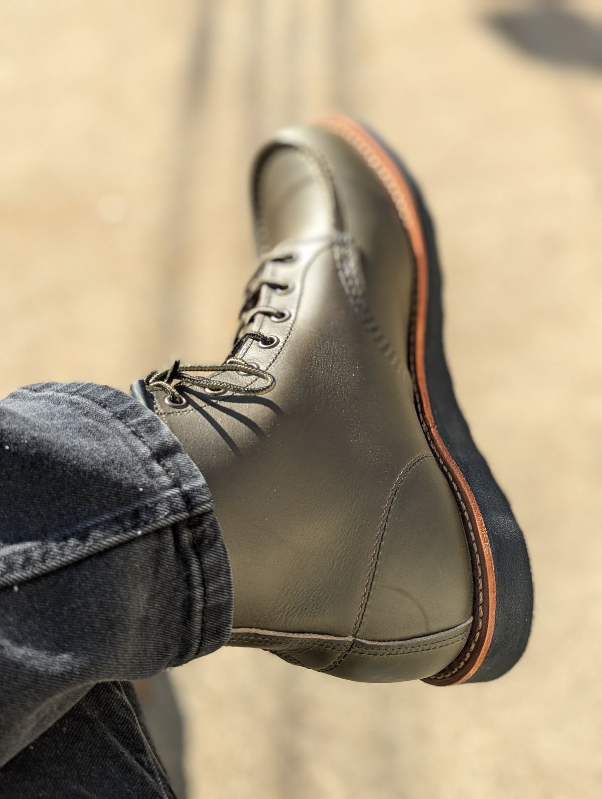 Photo by gutlesswaste on March 8, 2026 of the Red Wing 6-Inch Classic Moc in S.B. Foot Alpine Portage.