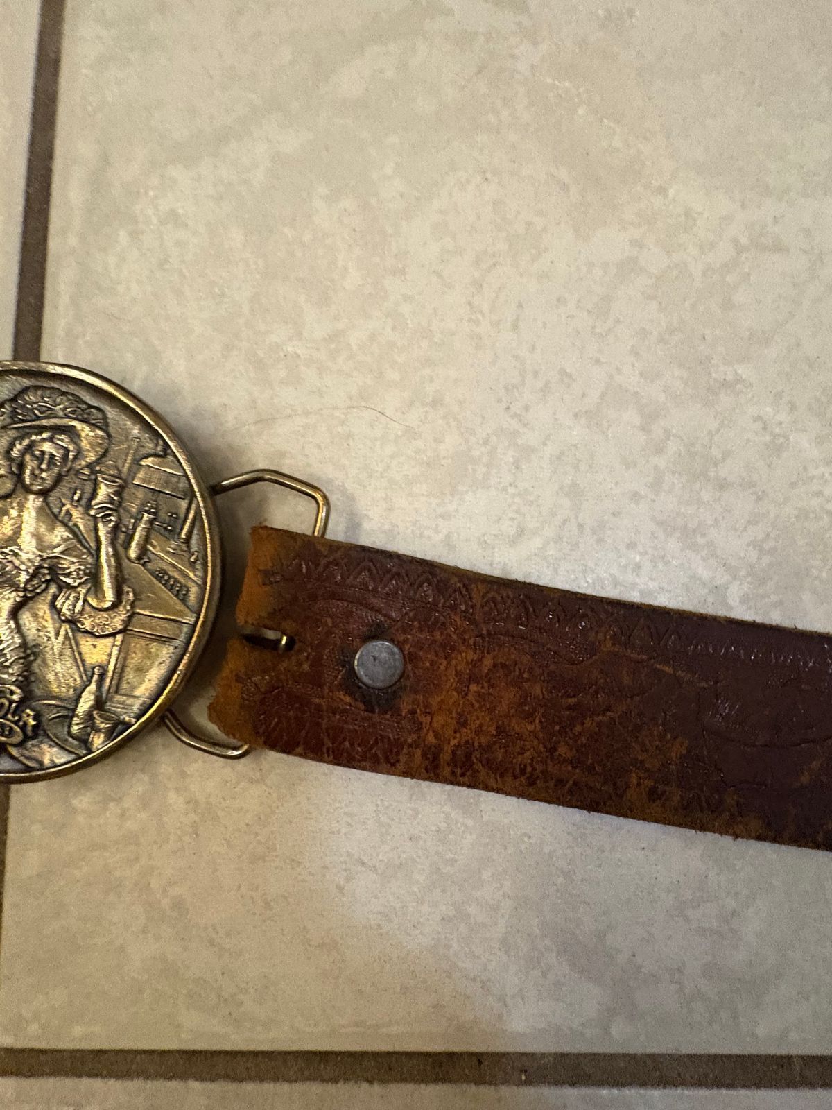 Photo by lee on August 17, 2025 of the Hand Made Belt in Full Grain Leather.