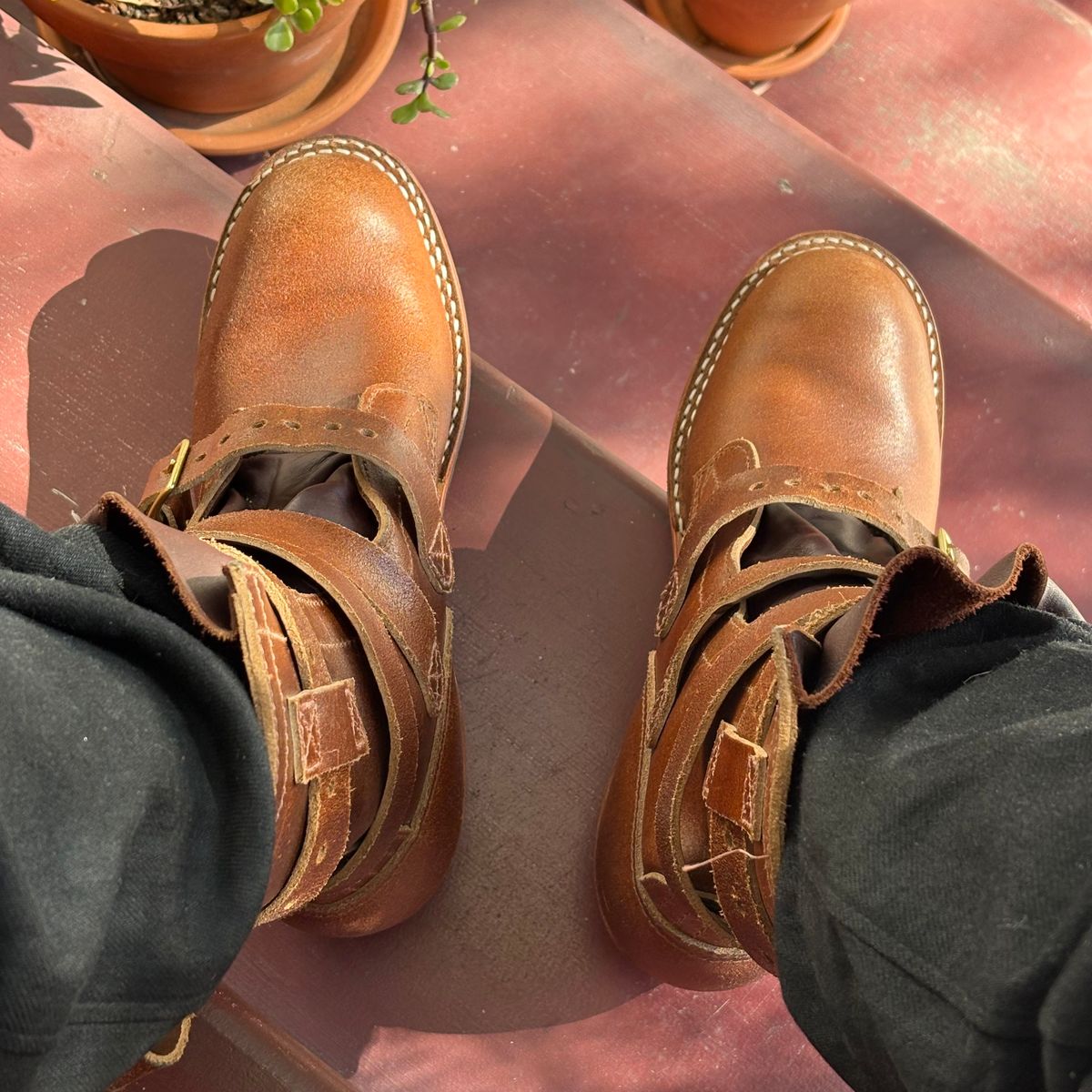 Photo by pedrov on October 4, 2025 of the Nicks TankerPro in Horween Cinnamon Waxed Flesh.