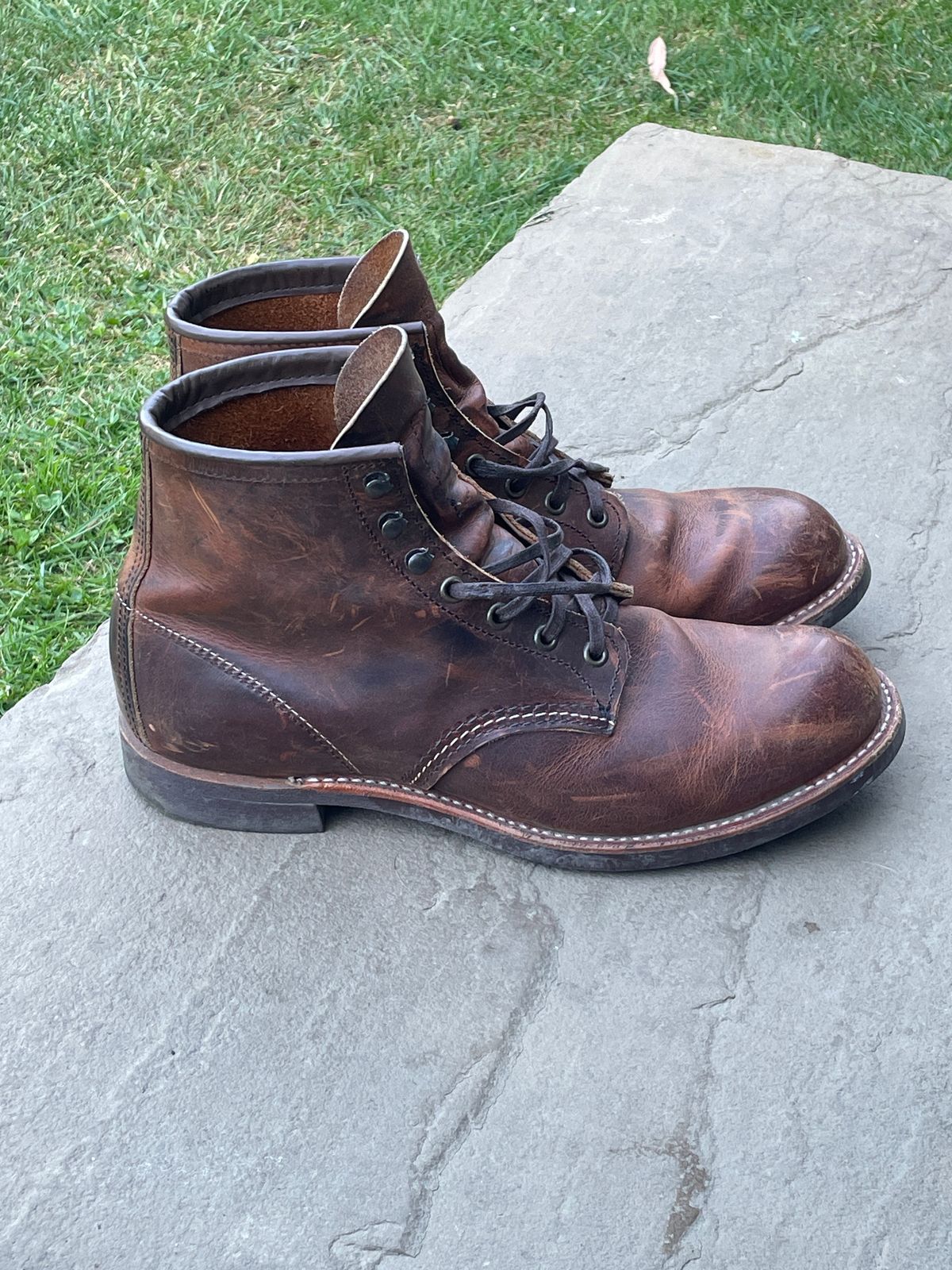 Photo by jaygti on May 17, 2025 of the Red Wing Blacksmith in S.B. Foot Copper Rough and Tough.