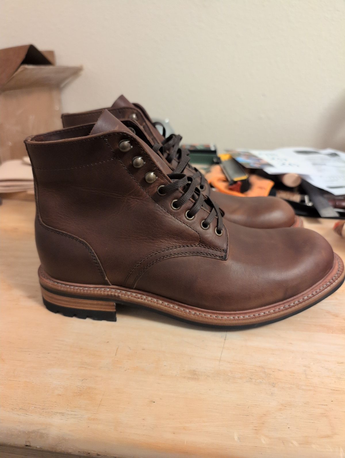 Photo by film_raine on January 21, 2026 of the Parkhurst Allegany in Parkhurst / Tobacco Veg Tan.