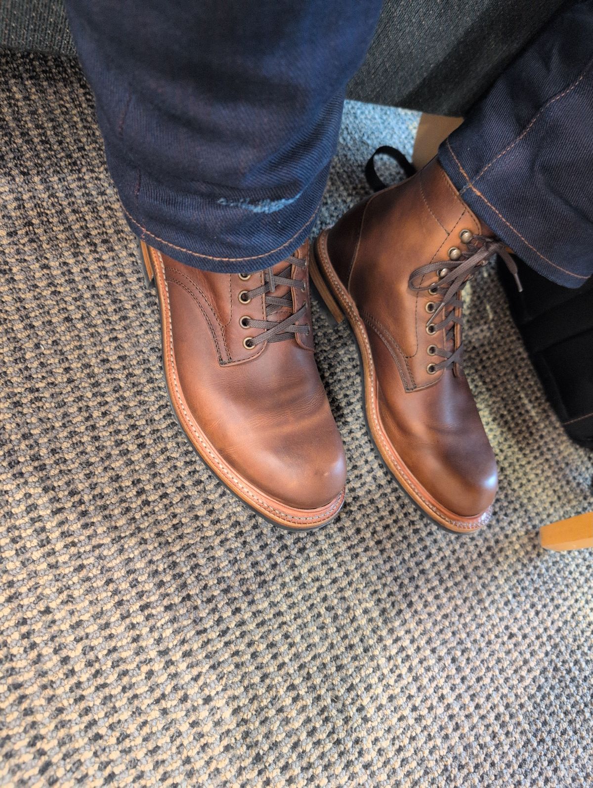 Photo by film_raine on January 21, 2026 of the Parkhurst Allegany in Parkhurst / Tobacco Veg Tan.