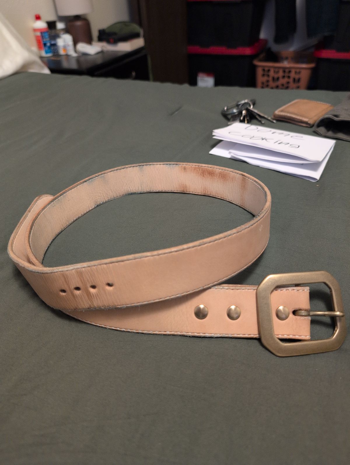 Photo by film_raine on November 1, 2025 of the Self-Made Belt in Hermann Oak Natural Veg Tan.