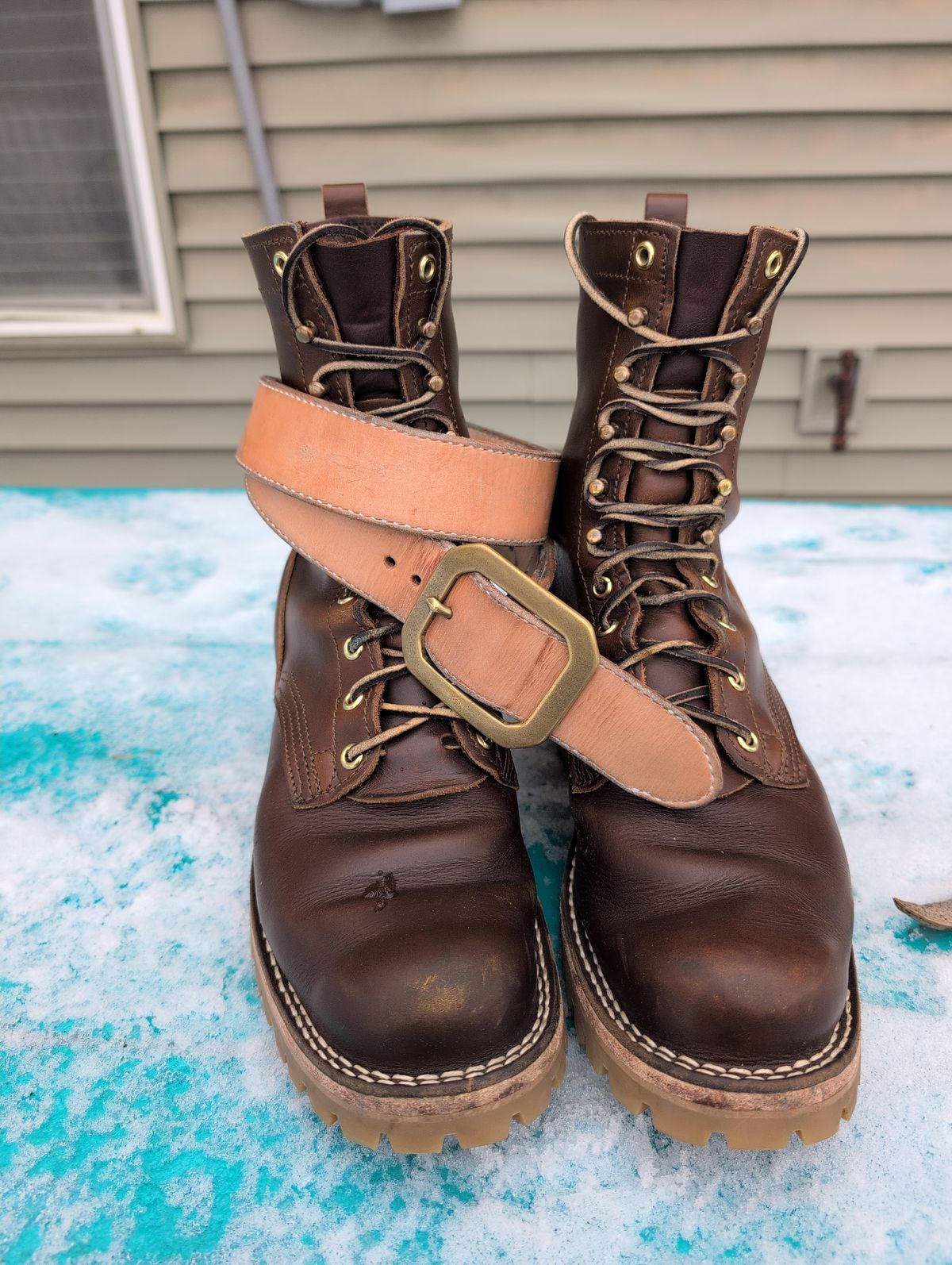 Photo by film_raine on January 1, 2026 of the Self-Made Belt in Hermann Oak Natural Veg Tan.