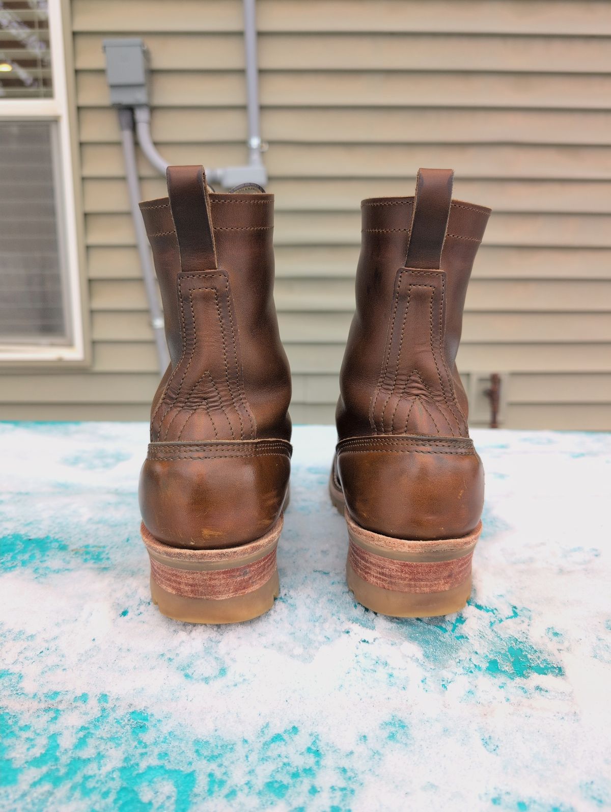 Photo by film_raine on January 1, 2026 of the Nicks Urban Logger in Shackleton Cognac.