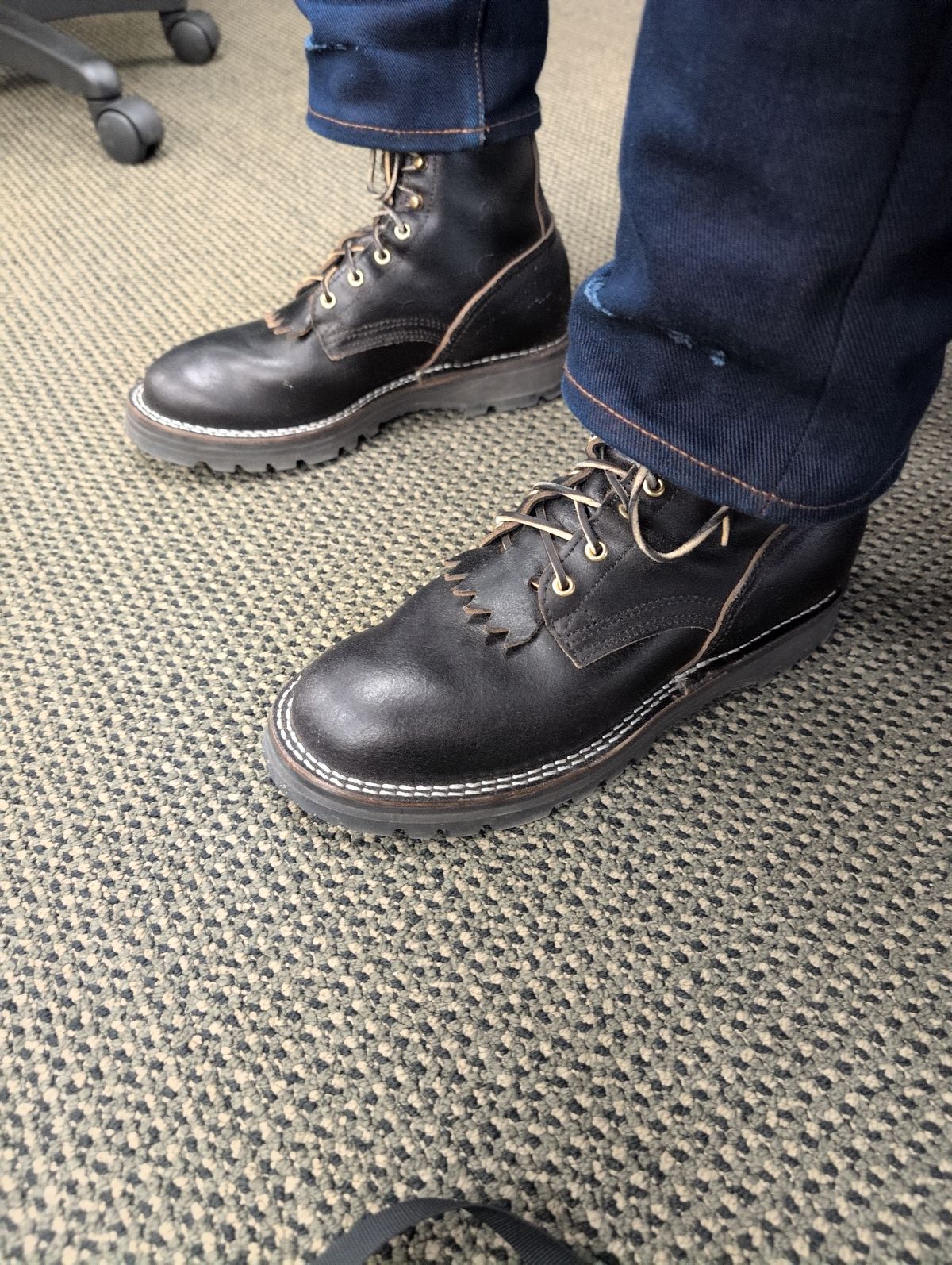 Photo by film_raine on February 20, 2026 of the Nicks Hardwear Pro in Horween Black Waxed Flesh.