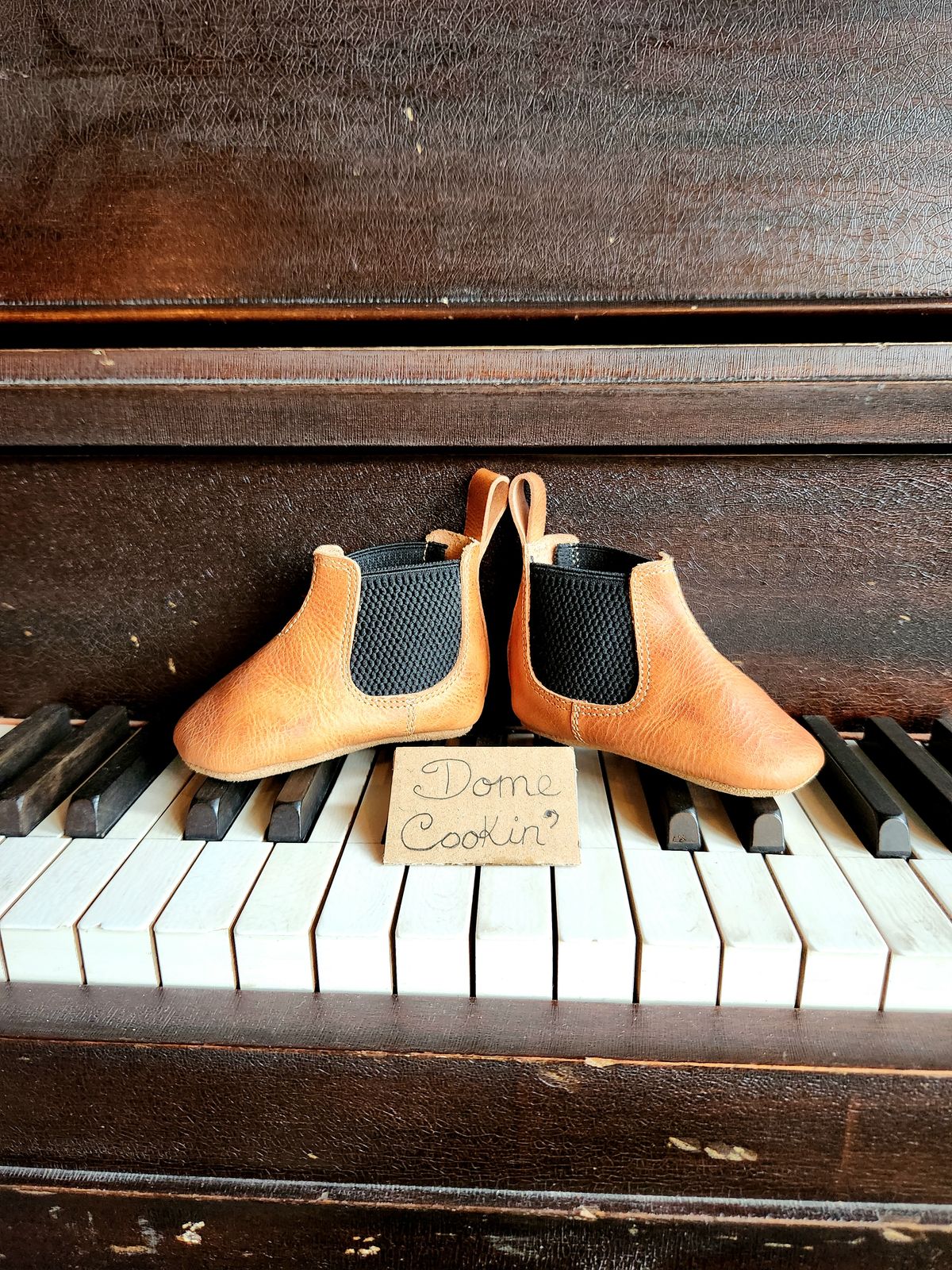 Photo by kiri.bootmaker on November 5, 2025 of the Skuce Shoes Baby Chelsea Boots in Badalassi Carlo Waxy Natural.