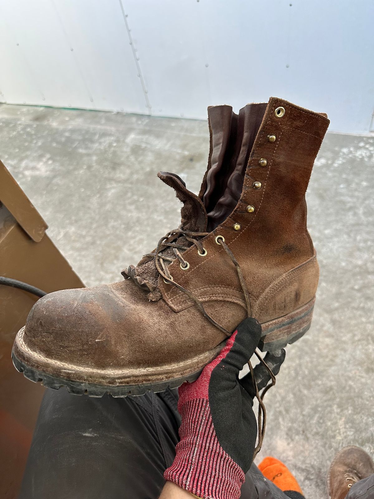 Photo by ShutUpBubi on March 4, 2025 of the Nicks BuilderPro in Seidel 1964 Walnut Roughout.