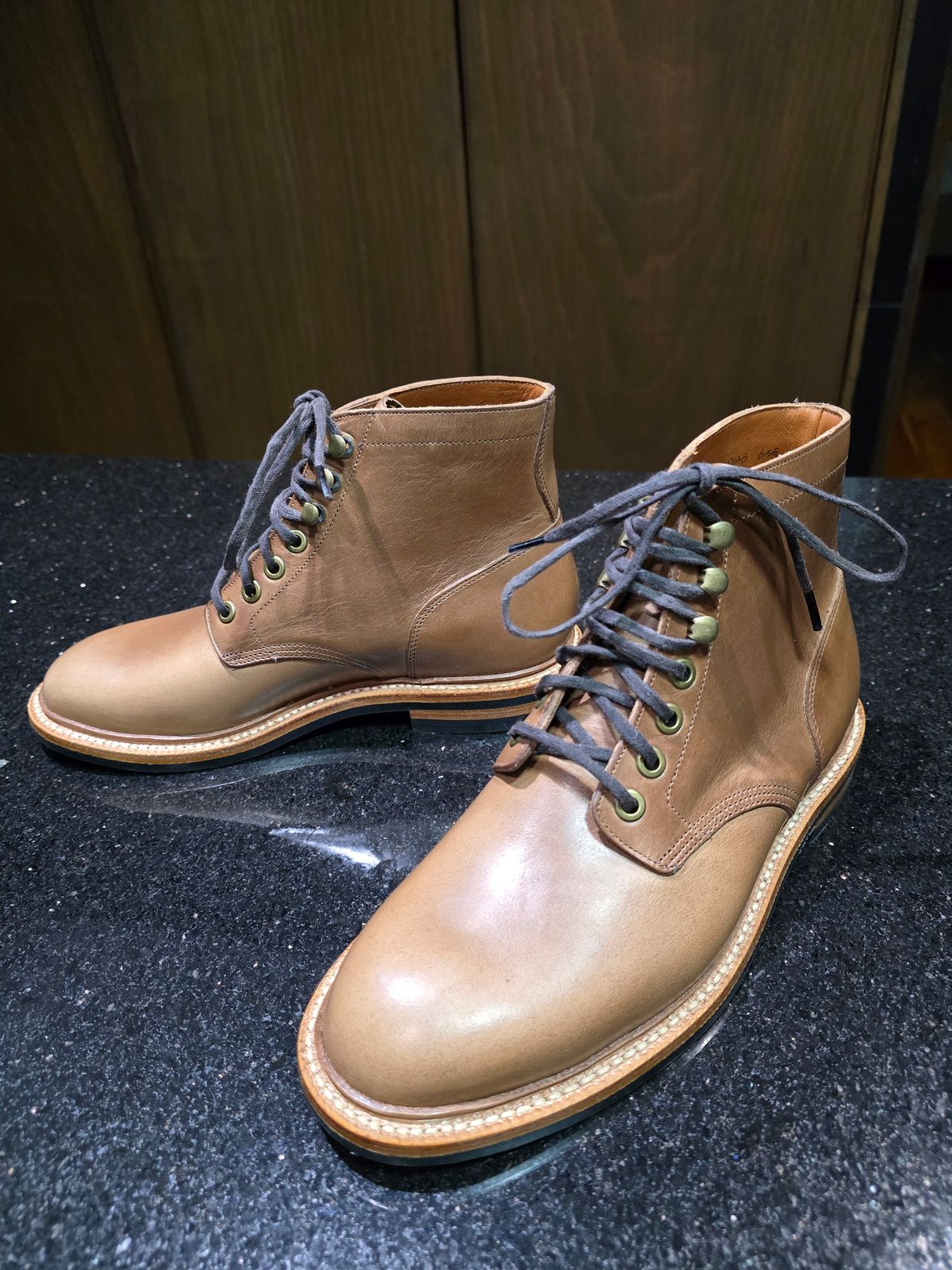 Photo by DoAcuna89 on July 1, 2026 of the Grant Stone Diesel Boot in Horween Natural Chromexcel.