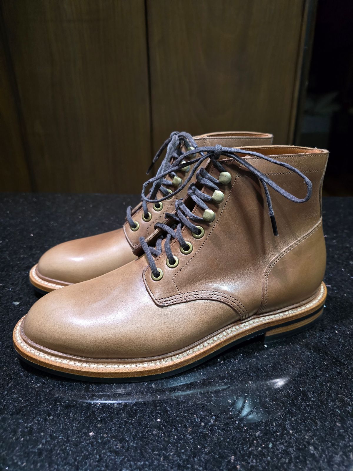 Photo by DoAcuna89 on July 1, 2026 of the Grant Stone Diesel Boot in Horween Natural Chromexcel.