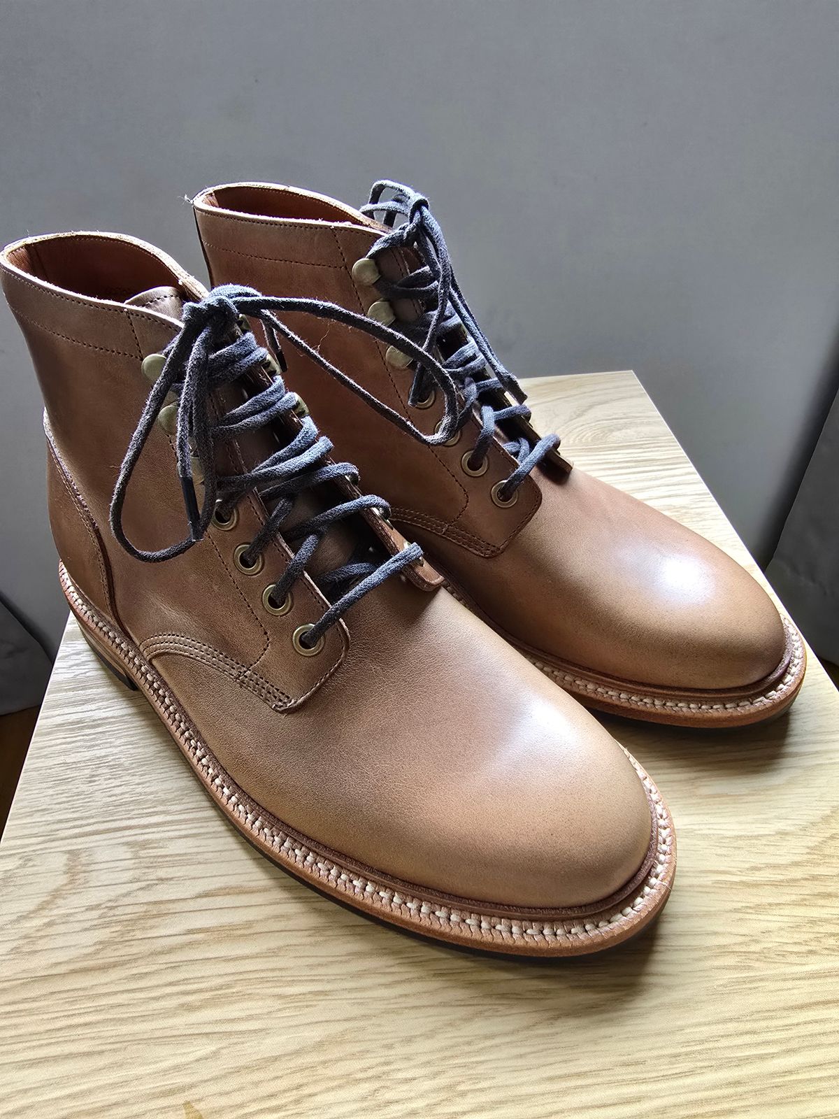 Photo by DoAcuna89 on July 1, 2026 of the Grant Stone Diesel Boot in Horween Natural Chromexcel.