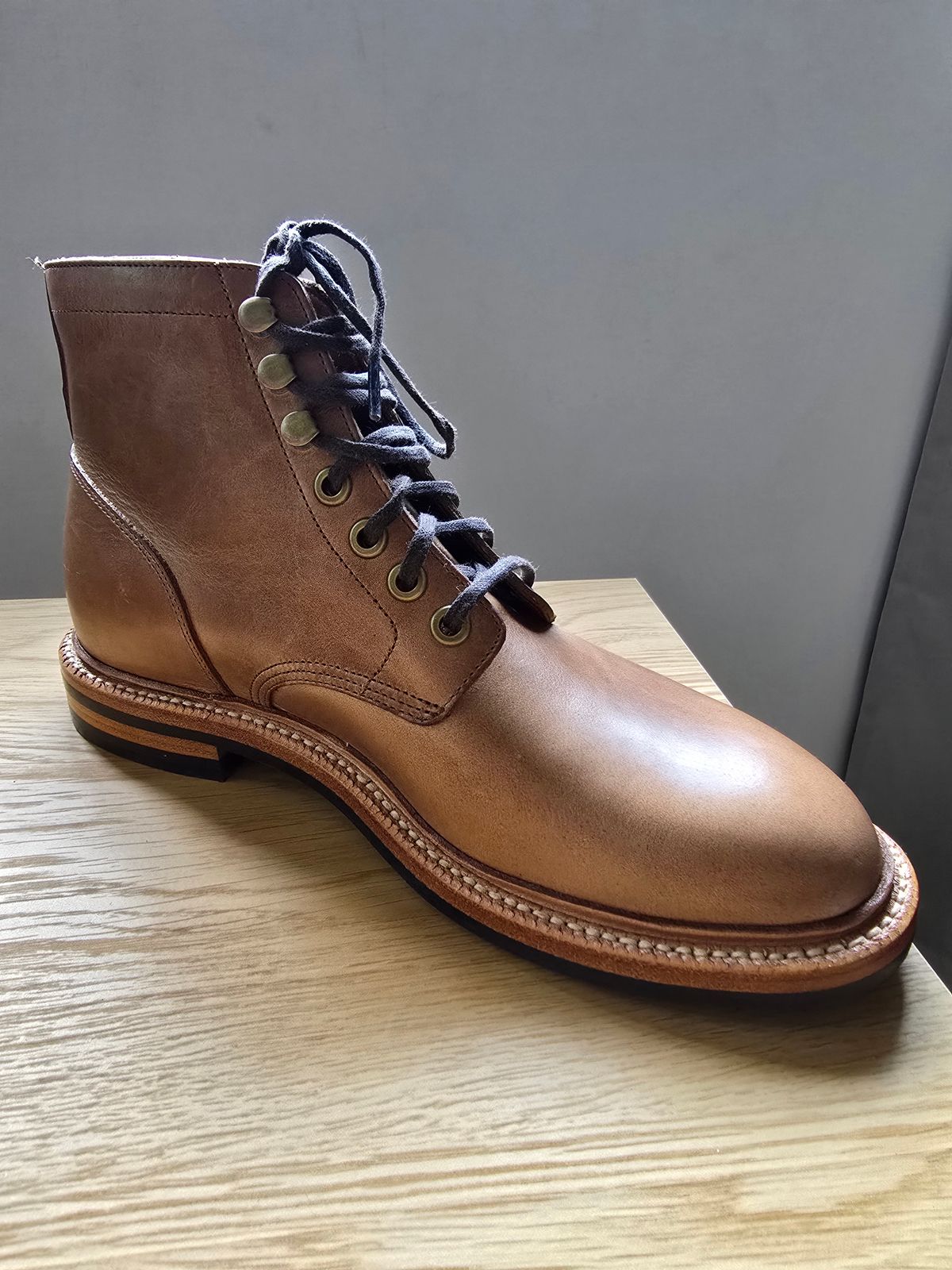 Photo by DoAcuna89 on July 1, 2026 of the Grant Stone Diesel Boot in Horween Natural Chromexcel.