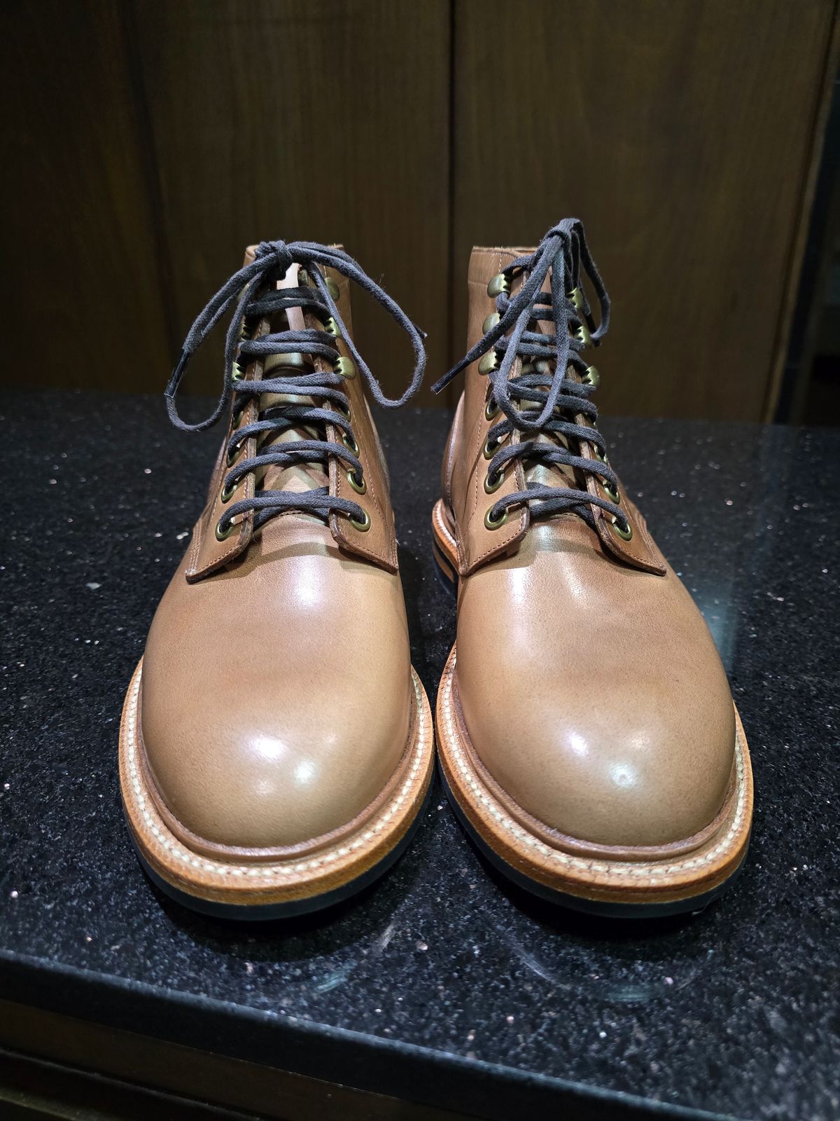 Photo by DoAcuna89 on July 1, 2026 of the Grant Stone Diesel Boot in Horween Natural Chromexcel.