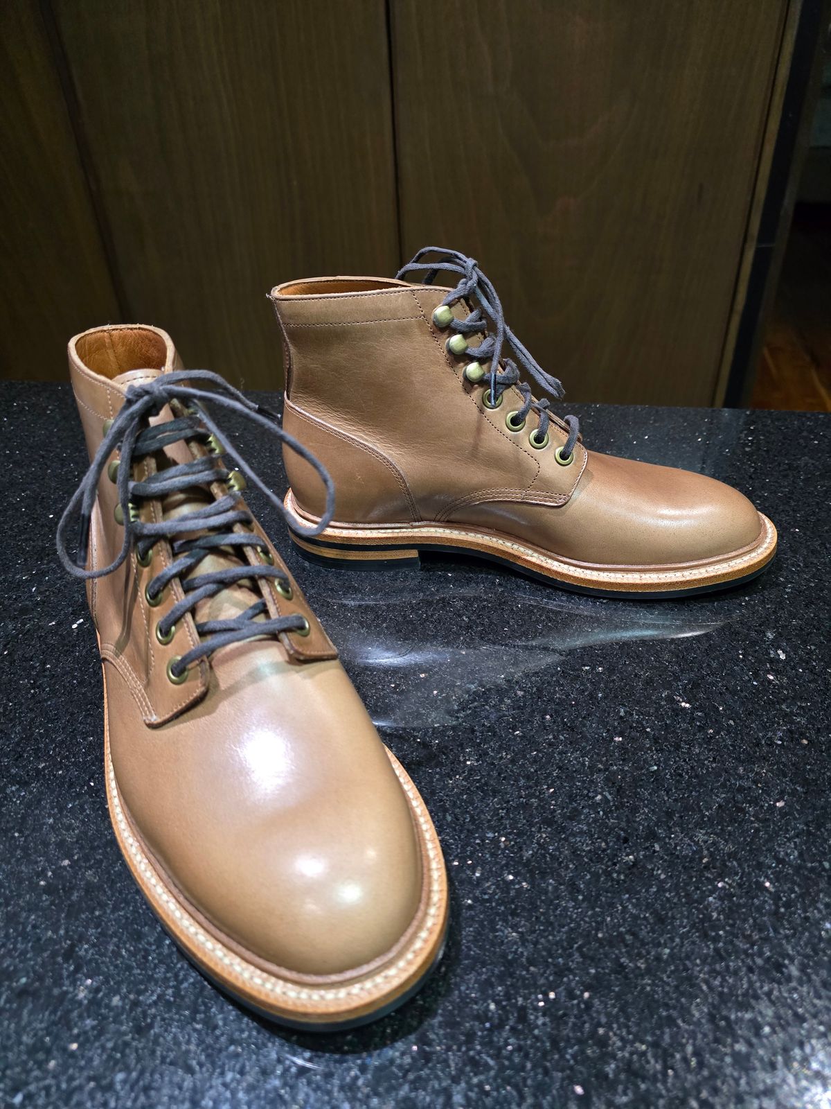 Photo by DoAcuna89 on July 1, 2026 of the Grant Stone Diesel Boot in Horween Natural Chromexcel.