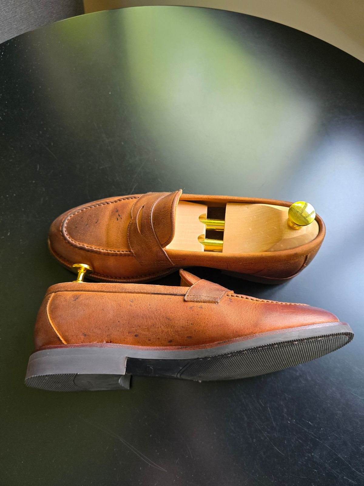 Photo by DoAcuna89 on June 22, 2026 of the Meermin Penny Loafer in C.F. Stead Autumn Spice Waxed Kudu.
