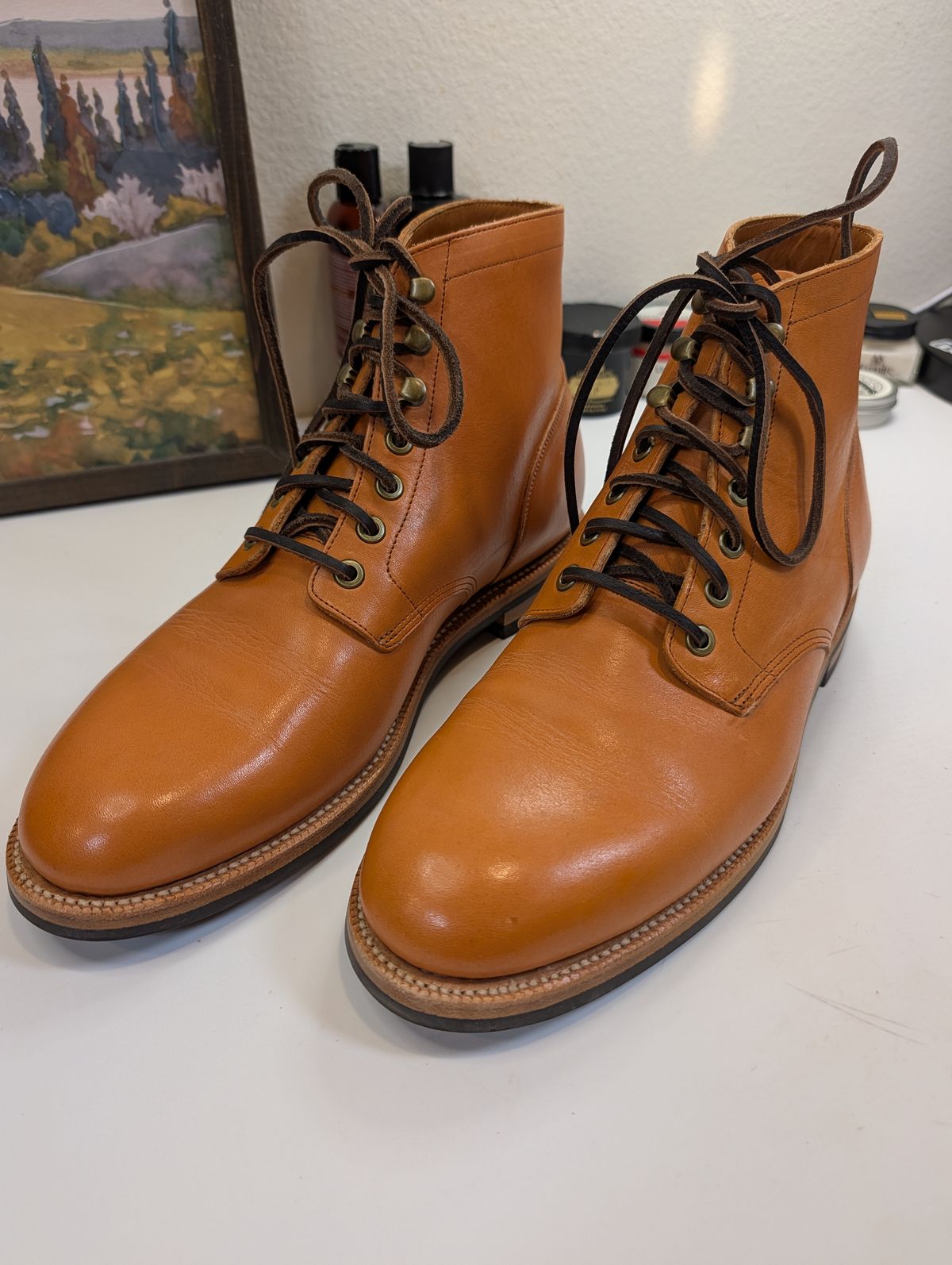 Photo by Johnnyknocks on June 3, 2026 of the Grant Stone Diesel Boot in Horween Tan Essex.