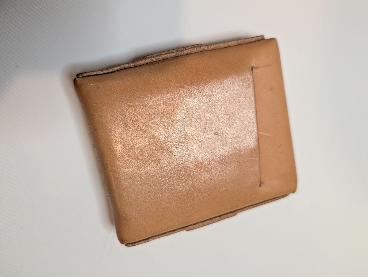 Photo by Johnnyknocks on April 23, 2026 of the Lost Dutchman The Big Finn in Cow Hide Russet.