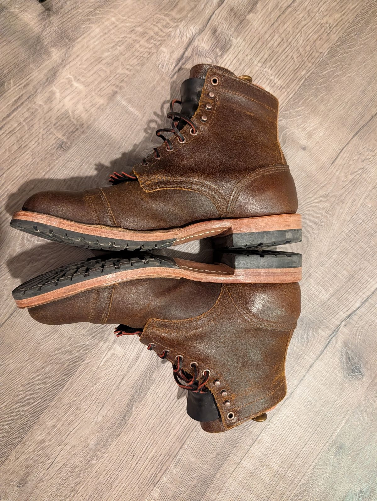 Photo by Johnnyknocks on February 8, 2026 of the White's MP-Sherman Toe Cap in Horween Cinnamon Waxed Flesh.