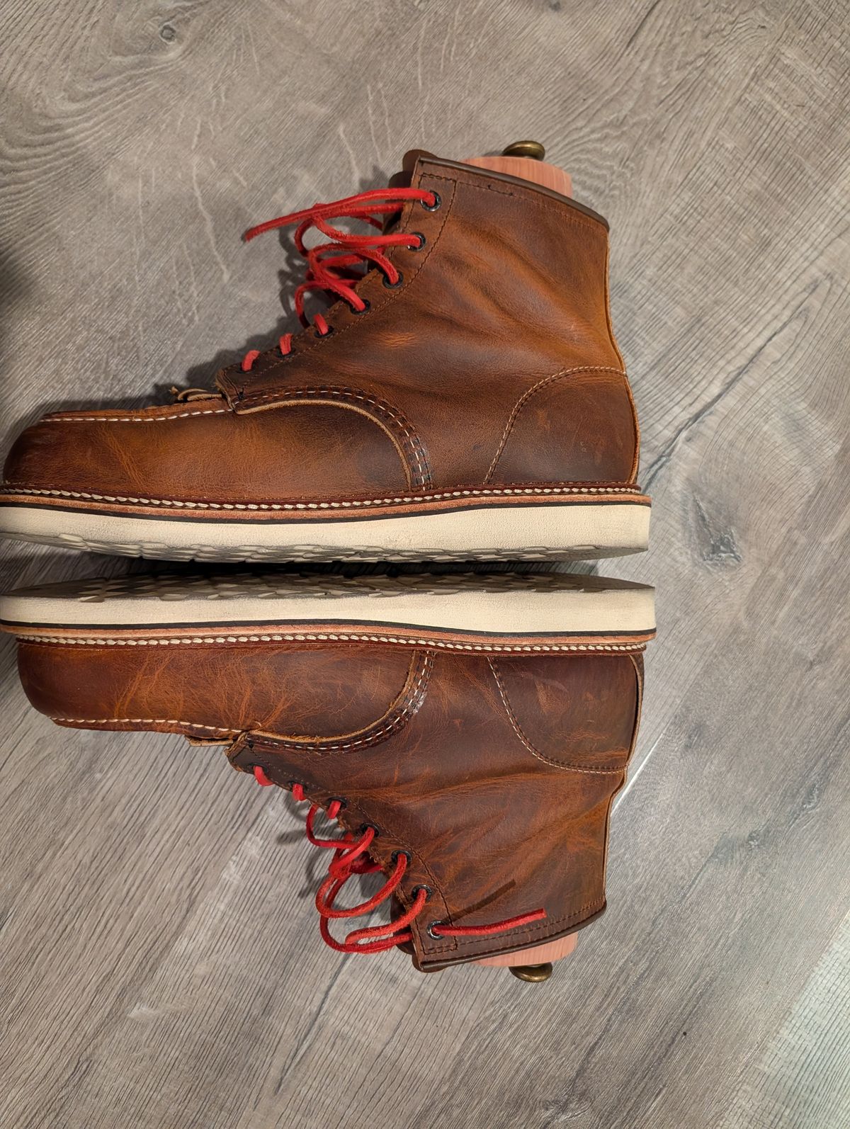 Photo by Johnnyknocks on February 8, 2026 of the Red Wing 6-Inch Classic Moc in S.B. Foot Copper Rough and Tough.