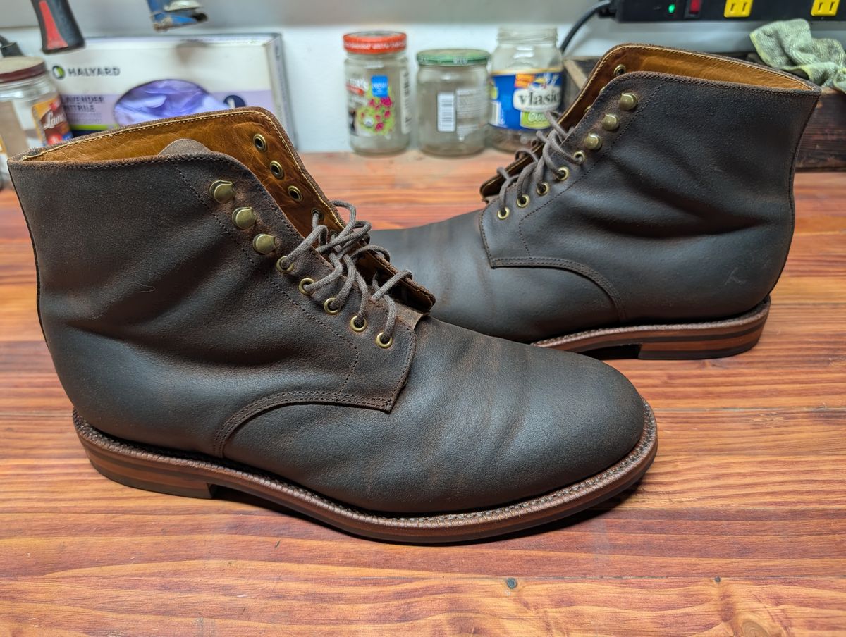 Photo by Johnnyknocks on June 18, 2026 of the Grant Stone Edward Boot in C.F. Stead Tobacco Waxy Commander Suede.