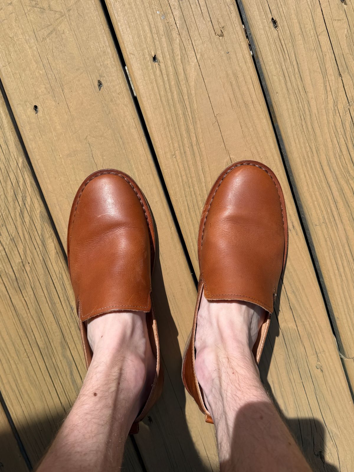 Photo by sweatpantszach on July 6, 2025 of the Astorflex Patnoflex in Tan Smooth.
