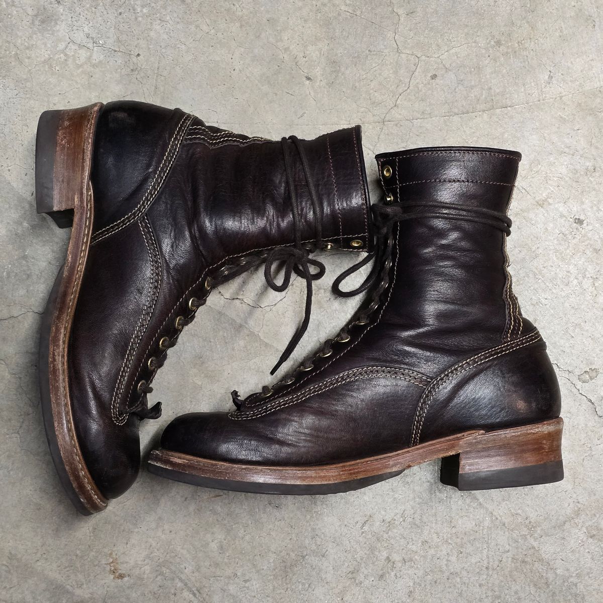 Photo by cpl.g.clegg on December 4, 2025 of the John Lofgren Donkey Puncher Boots in Ezo Shika Deerskin.