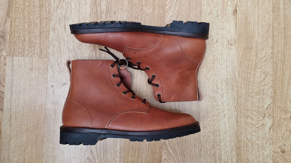 Photo by MRB80 on March 18, 2023 of the Jadd Hi-top Boot in MPG Dark Veg Tan.