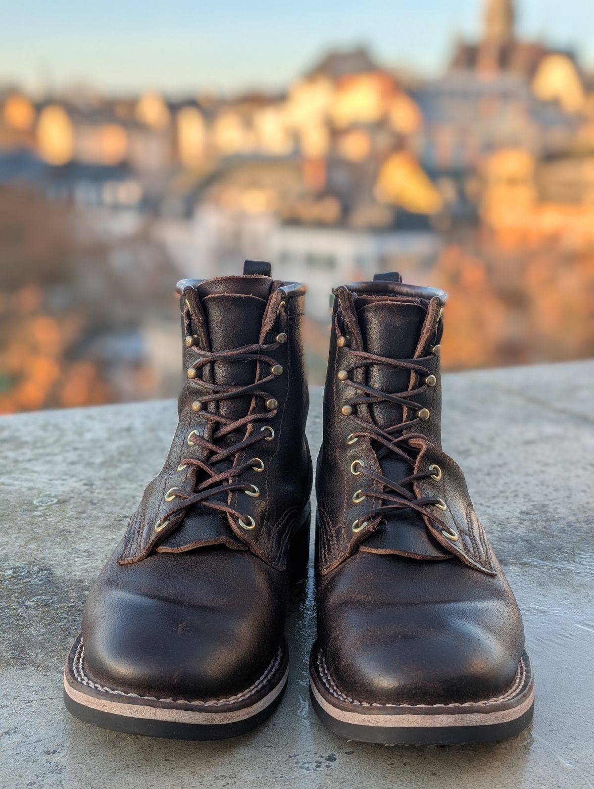Photo by Gauffrier on December 1, 2025 of the Nicks Falcon in Horween Brown Waxed Flesh.