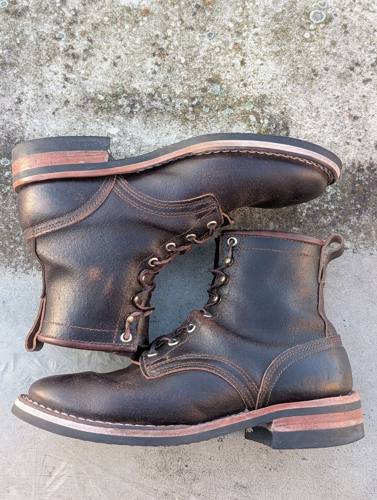 Photo by Gauffrier on December 1, 2025 of the Nicks Falcon in Horween Brown Waxed Flesh.