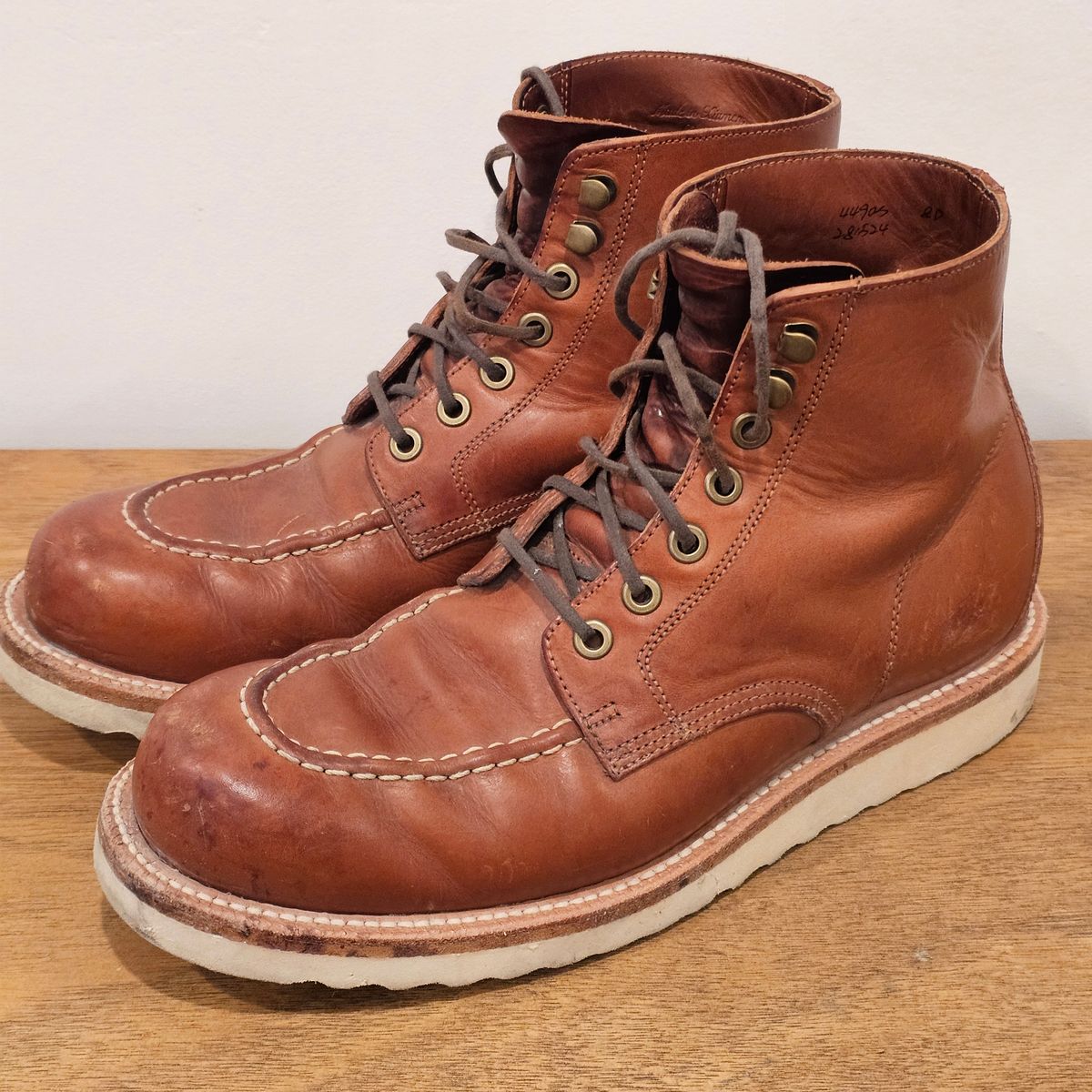 Photo by Cayman on November 5, 2025 of the Grant Stone Brass Boot in Badalassi Carlo Saddle Tan Minerva.