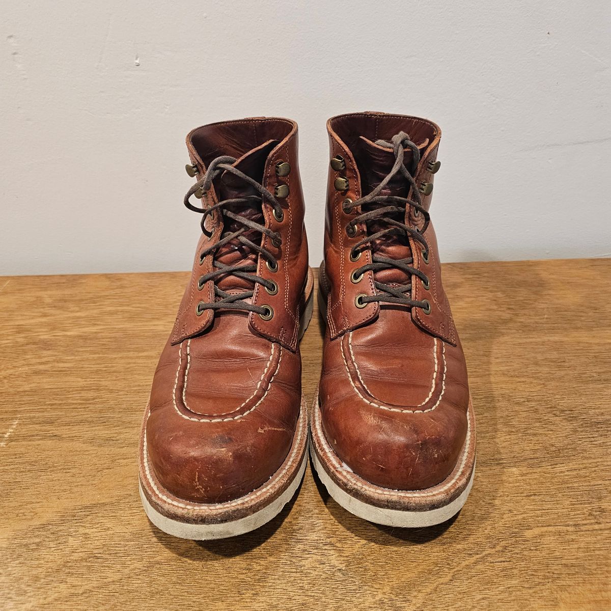 Photo by Cayman on December 23, 2025 of the Grant Stone Brass Boot in Badalassi Carlo Saddle Tan Minerva.