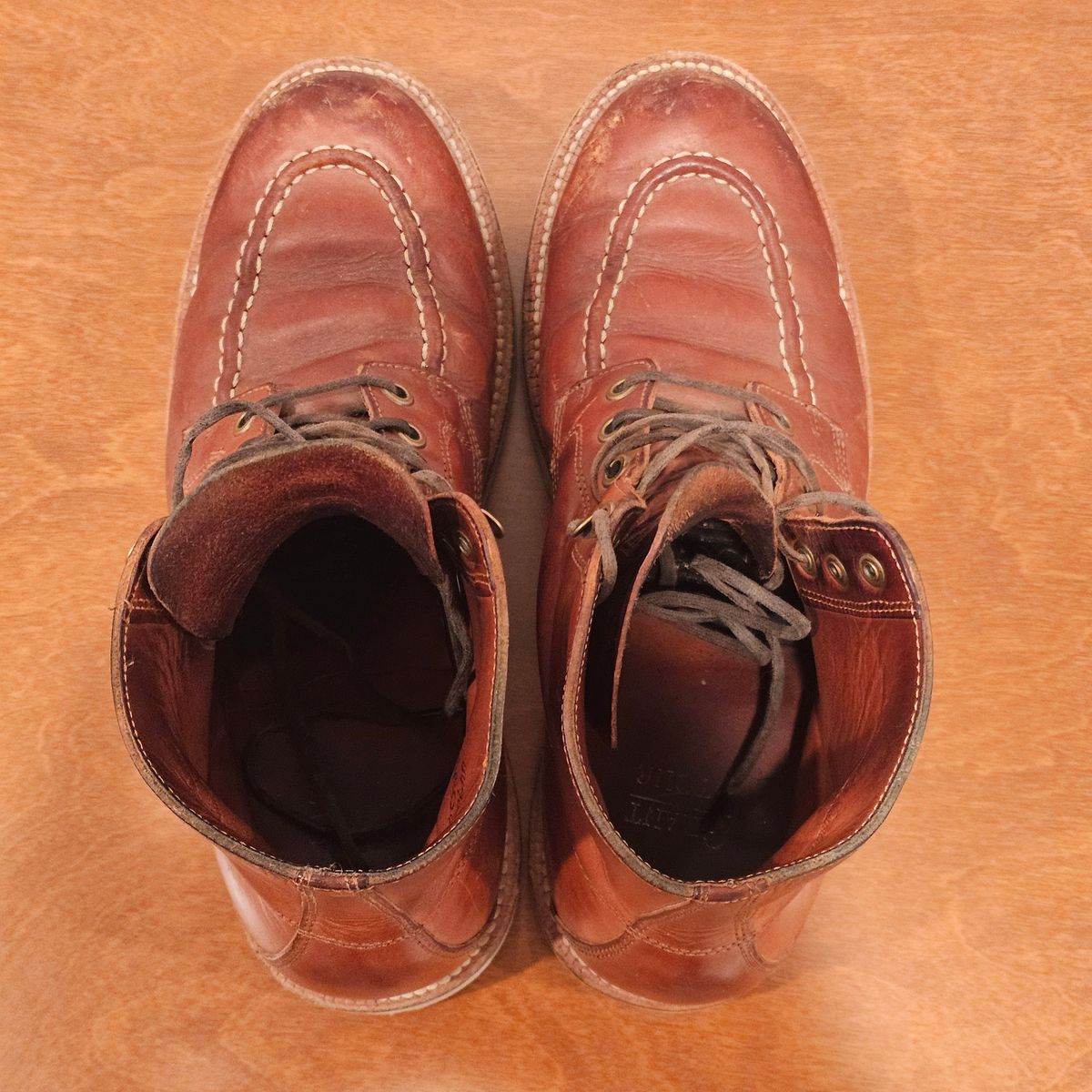 Photo by Cayman on March 5, 2026 of the Grant Stone Brass Boot in Badalassi Carlo Saddle Tan Minerva.