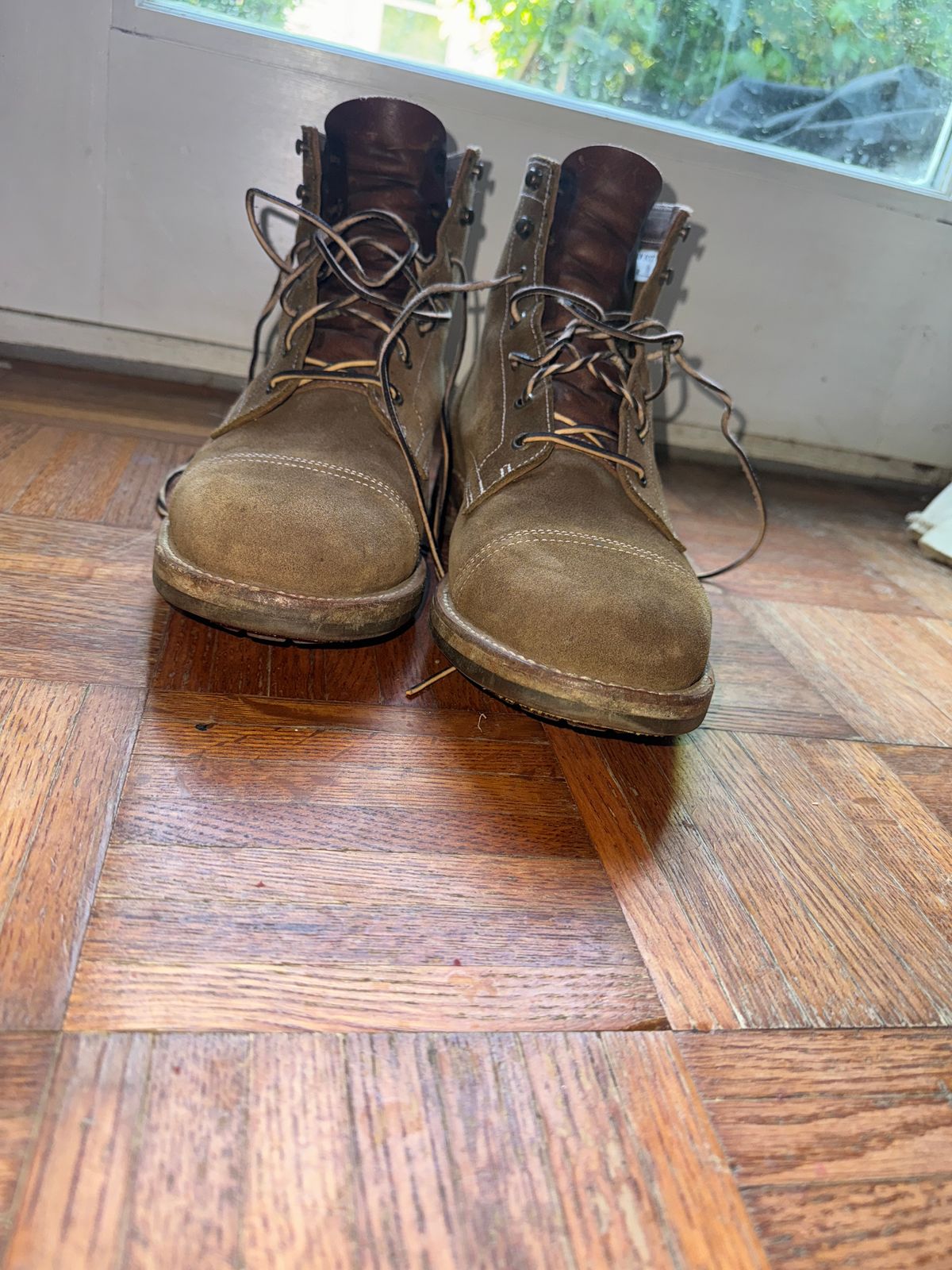 Photo by fpiper on June 12, 2024 of the Truman Cap Toe Boot in Dark Coyote Roughout.