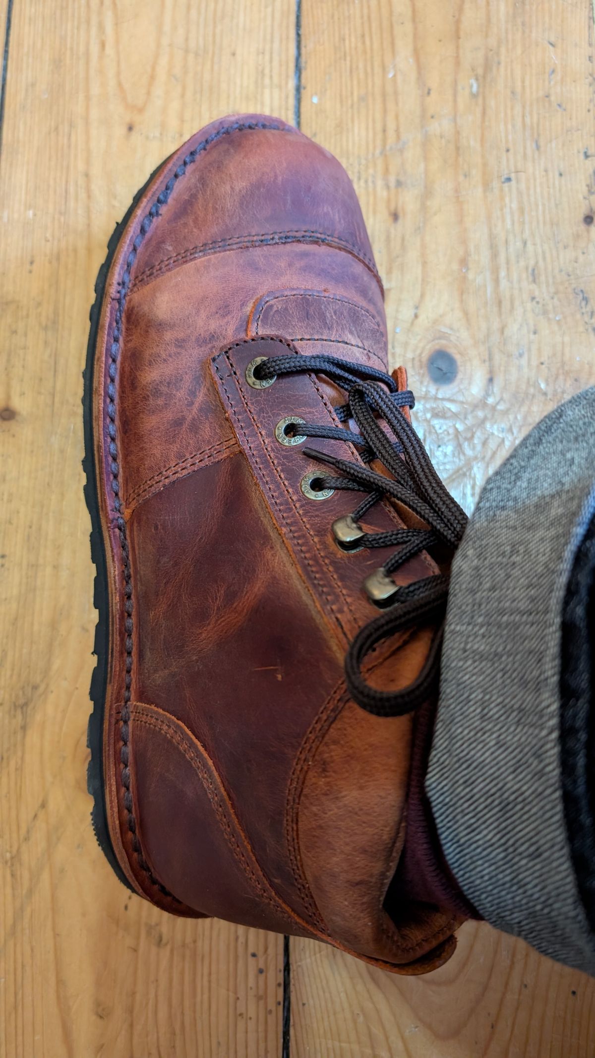 Photo by NickBardi on March 17, 2026 of the Jim Green African Ranger Barefoot Boot in Bronco Russet.