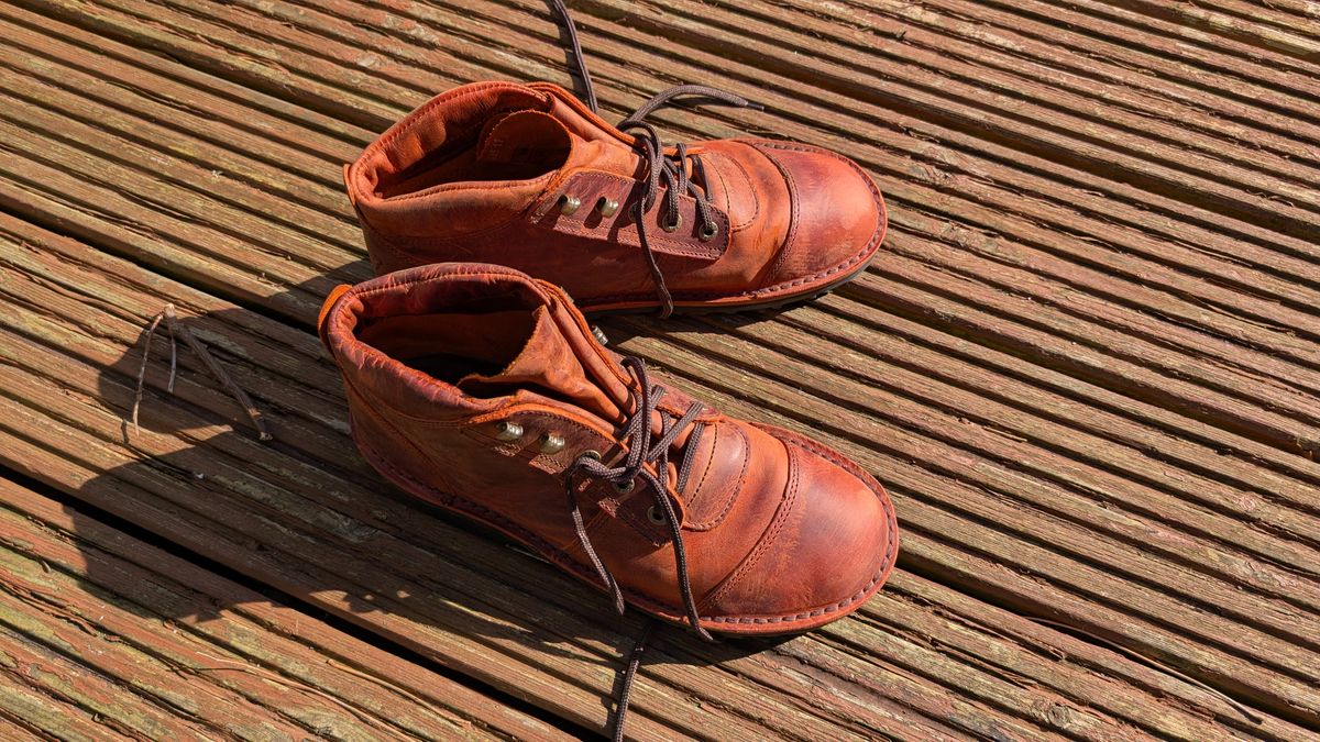 Photo by NickBardi on March 19, 2026 of the Jim Green African Ranger Barefoot Boot in Bronco Russet.
