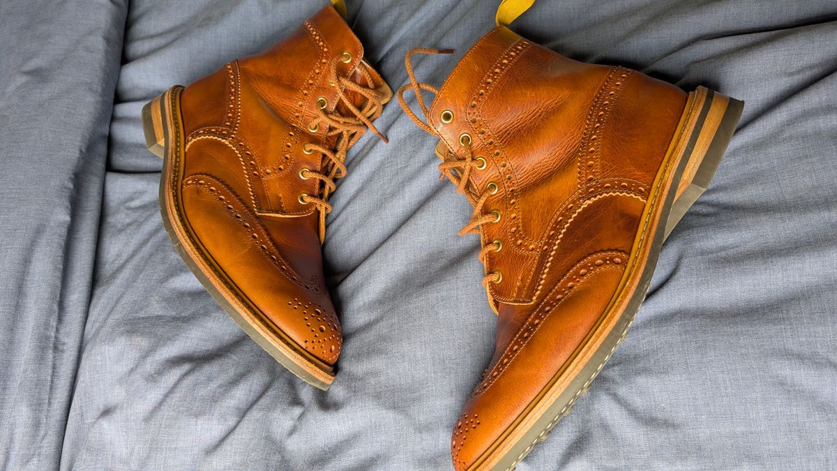 Photo by NickBardi on March 16, 2026 of the Tricker's Stow Country Boot in Badalassi Carlo Waxy Tan Cognac.