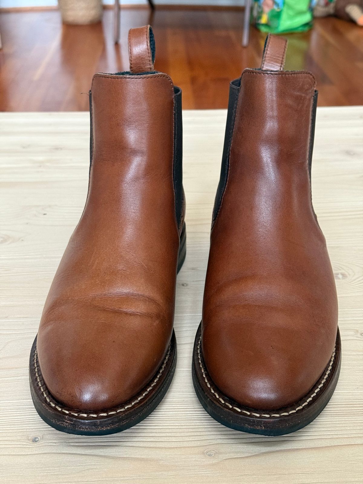 Photo by amosoma on November 4, 2025 of the Thursday Duke in Brandy Hand-Finished Full Grain.