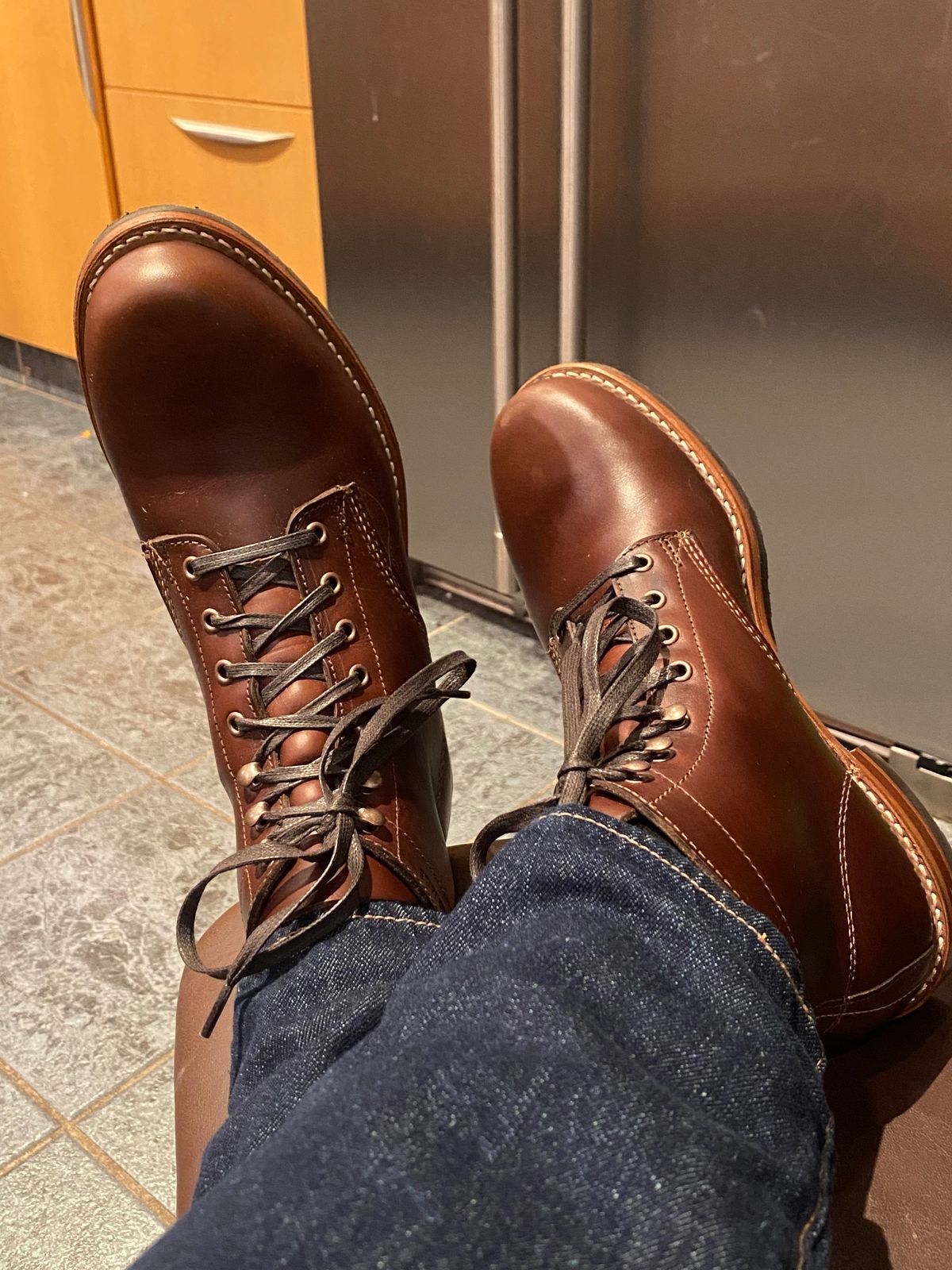 Photo by BragiGG on December 20, 2021 of the Wolverine 1000 Mile Plain-Toe Boot in Horween Brown Chromexcel.