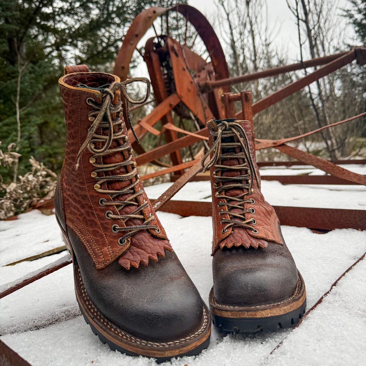 Photo by BragiGG on December 1, 2025 of the Drew's Boots 8-Inch Logger in Bison Congnac / Brown roughout.
