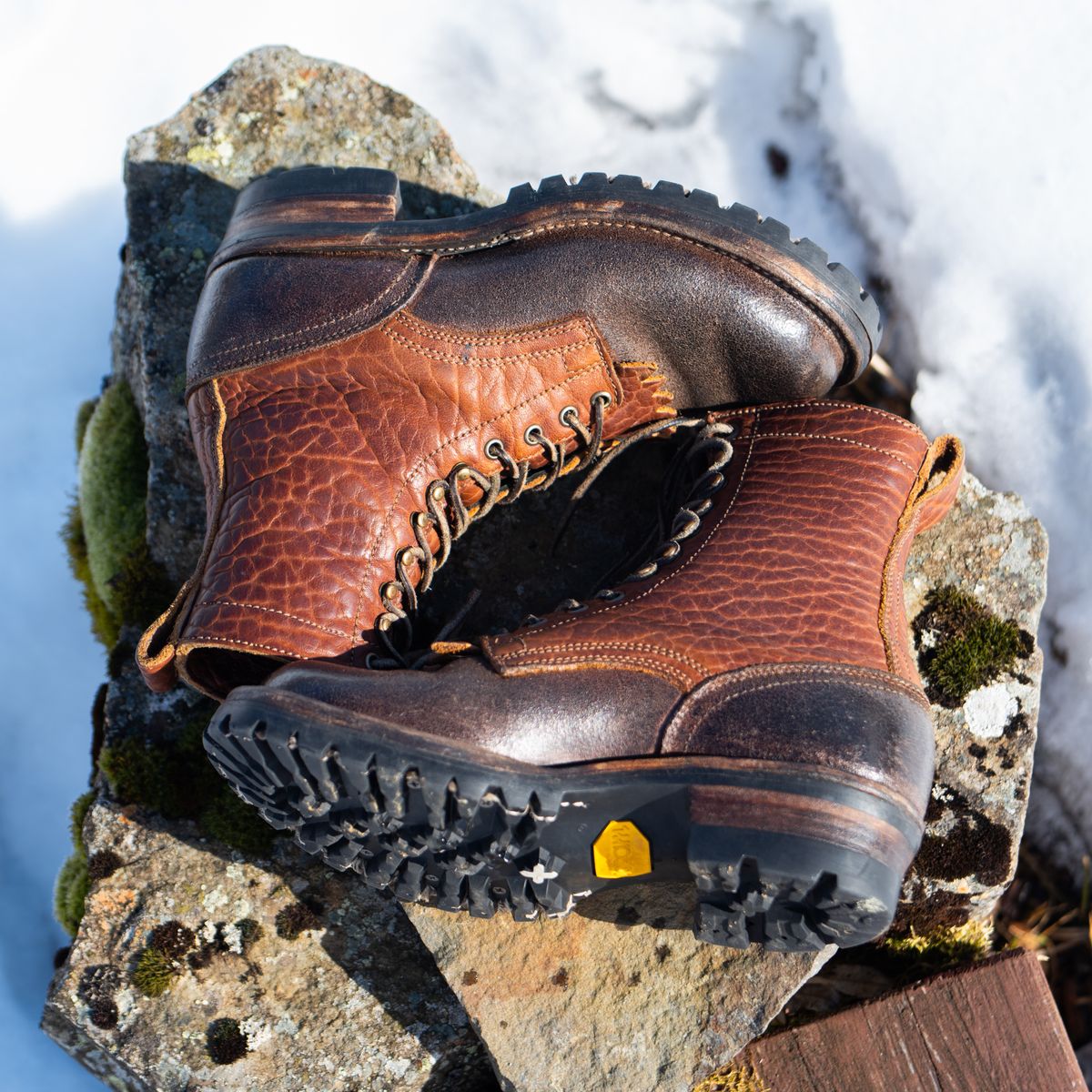Photo by BragiGG on April 4, 2026 of the Drew's Boots 8-Inch Logger in Bison Congnac / Brown roughout.