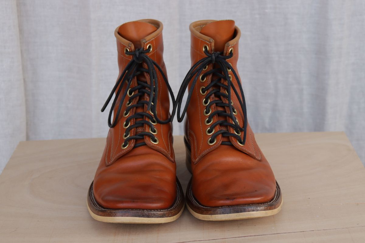Photo by sobreiroboots on December 4, 2024 of the Sobreiro Boots Estrella Boot in Fonte Velha Cow Hide.