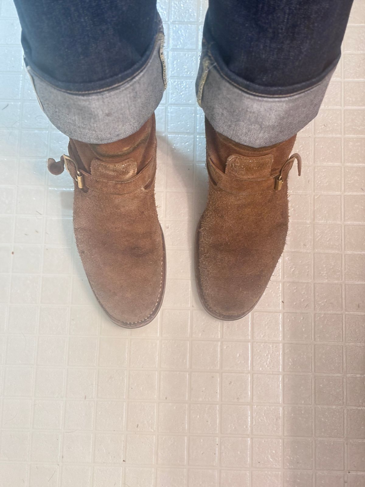 Photo by rolling_grub_trio on February 23, 2026 of the Rolling Dub Trio Griffin Engineer in Nakamura Sennosuke Shoten Dark Beige Suede.