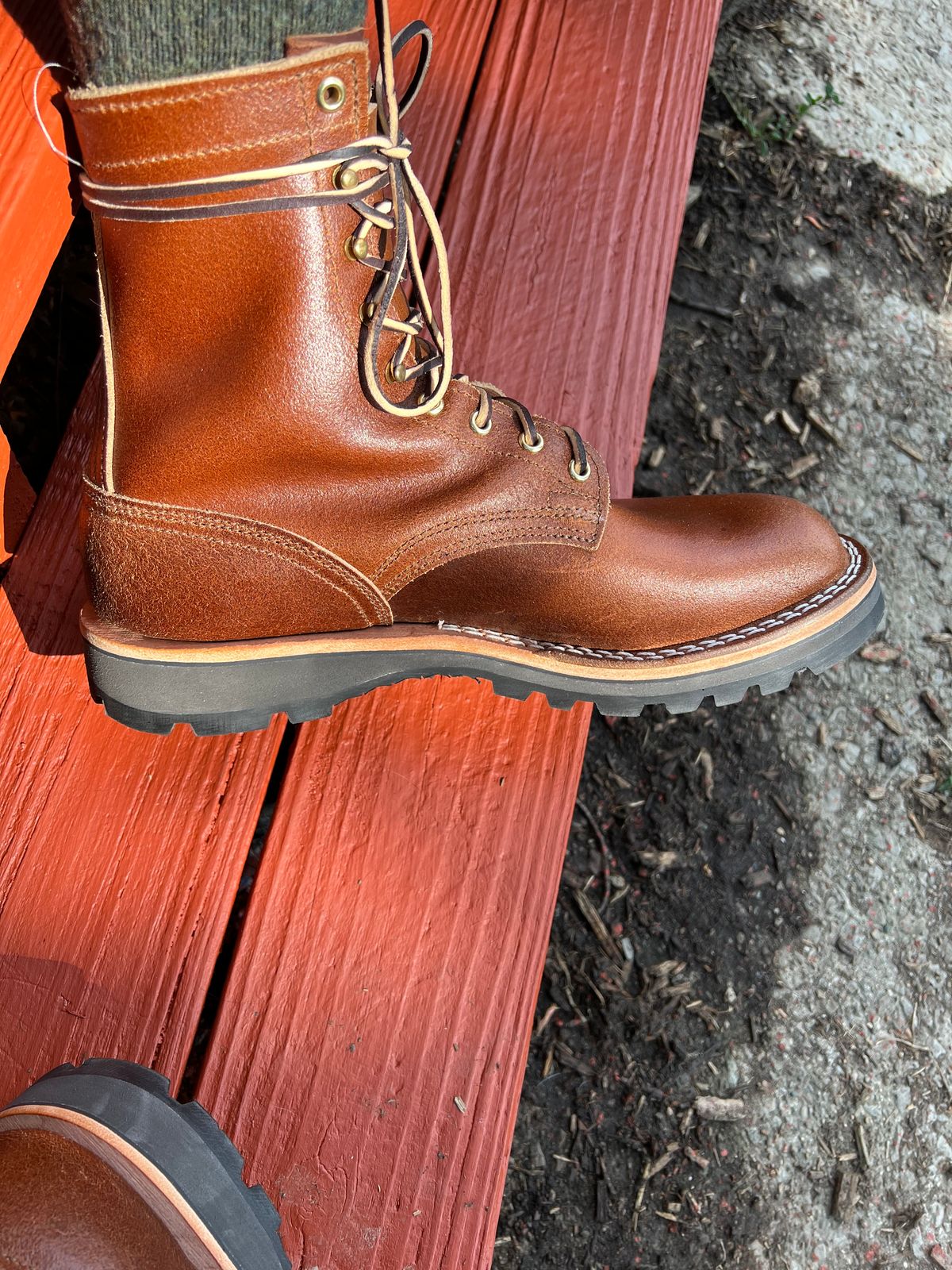 Photo by yeah2233 on August 13, 2025 of the Nicks MTO in Ember Waxed Flesh.