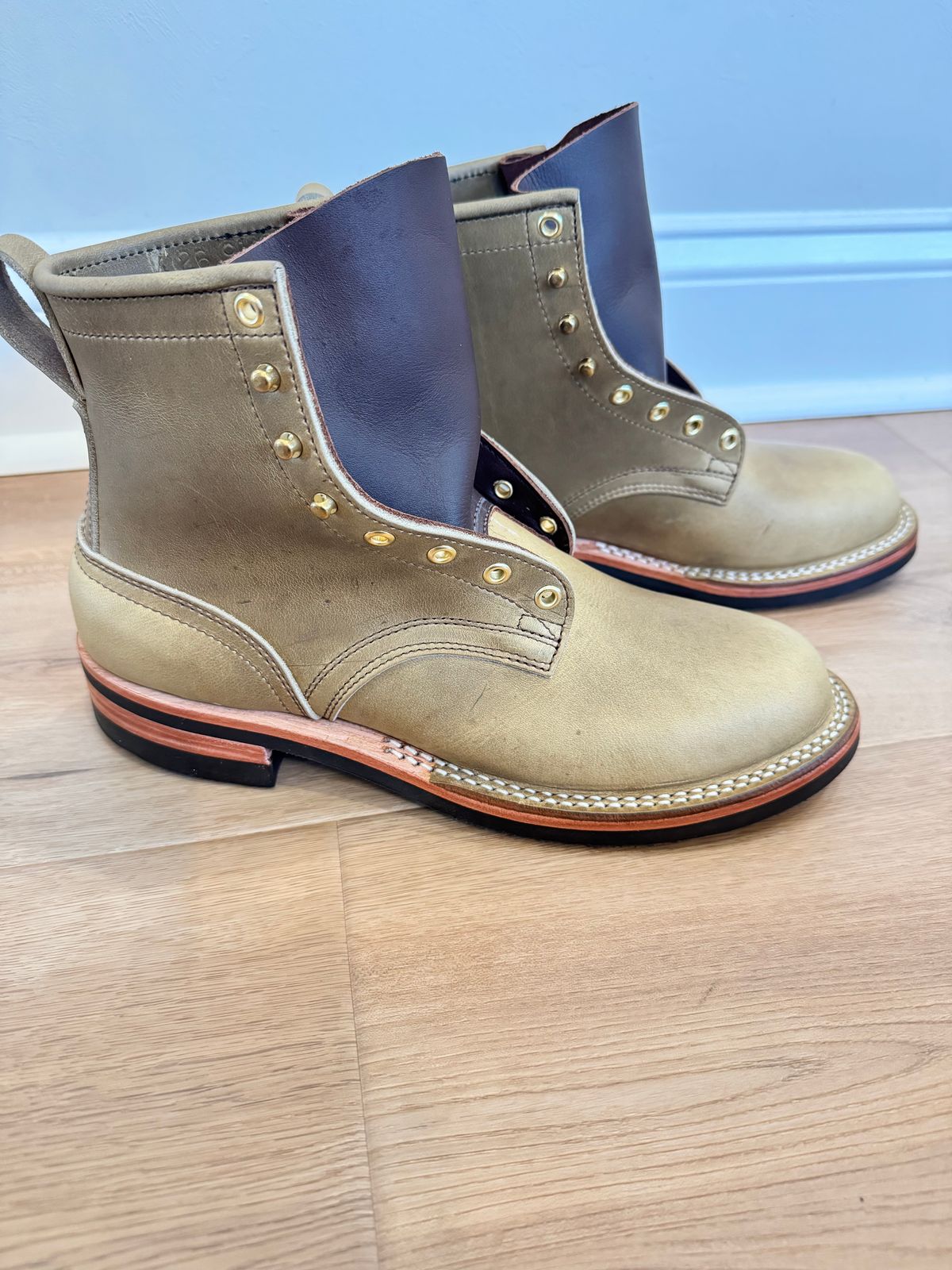 Photo by sjs426 on April 25, 2026 of the Nicks Falcon in Horween Sage Chromepak.