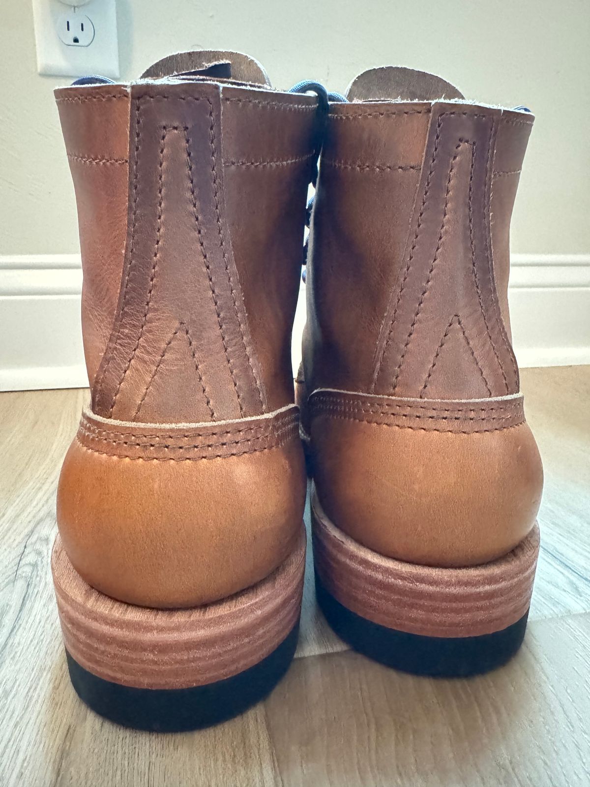 Photo by sjs426 on October 26, 2025 of the Nicks MTO in Shakleton Tobacco.