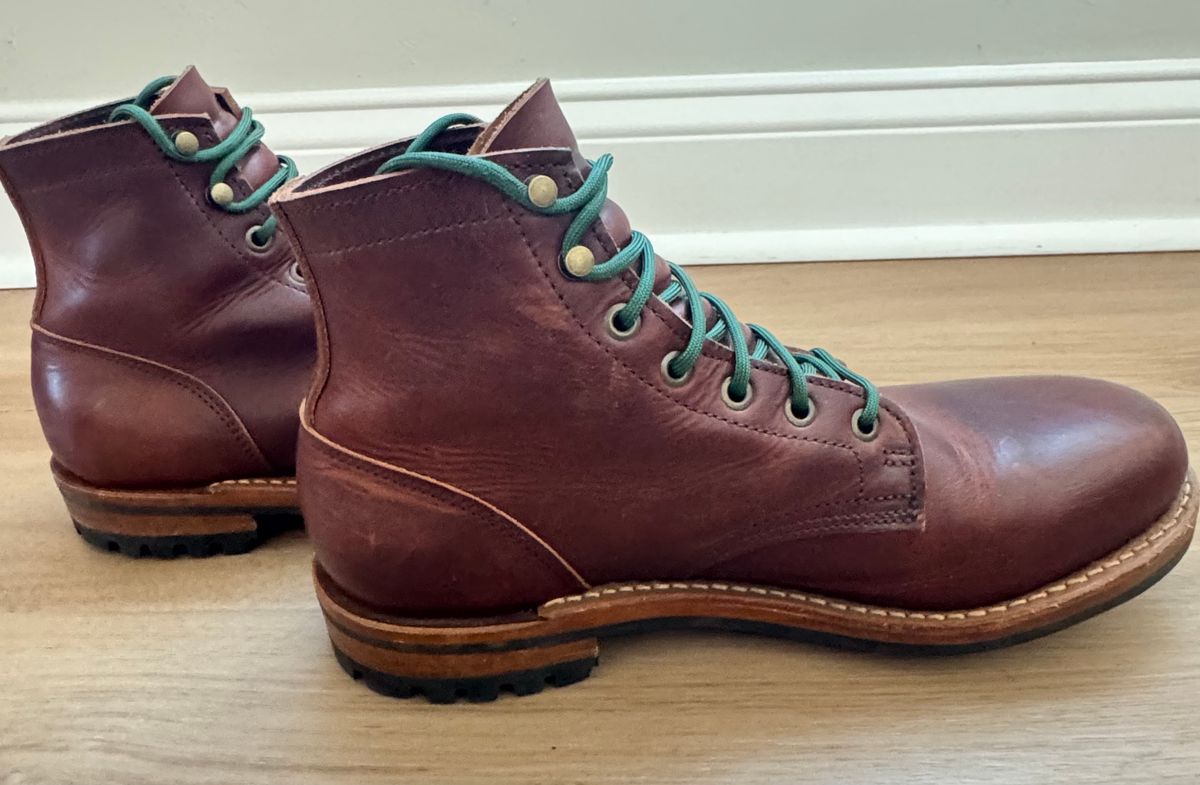 Photo by sjs426 on January 1, 2026 of the Truman Plain Toe Boot in Horween Autumn Cypress.