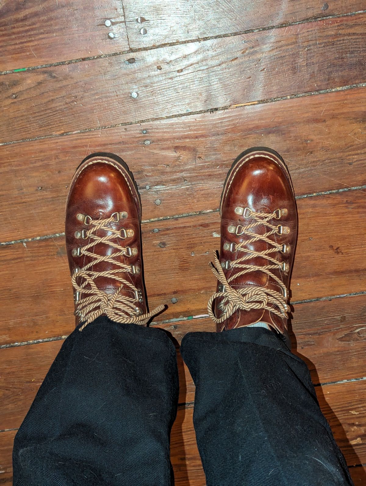 Photo by iosist on January 5, 2024 of the Paraboot Avoriaz in Lisse Marron.