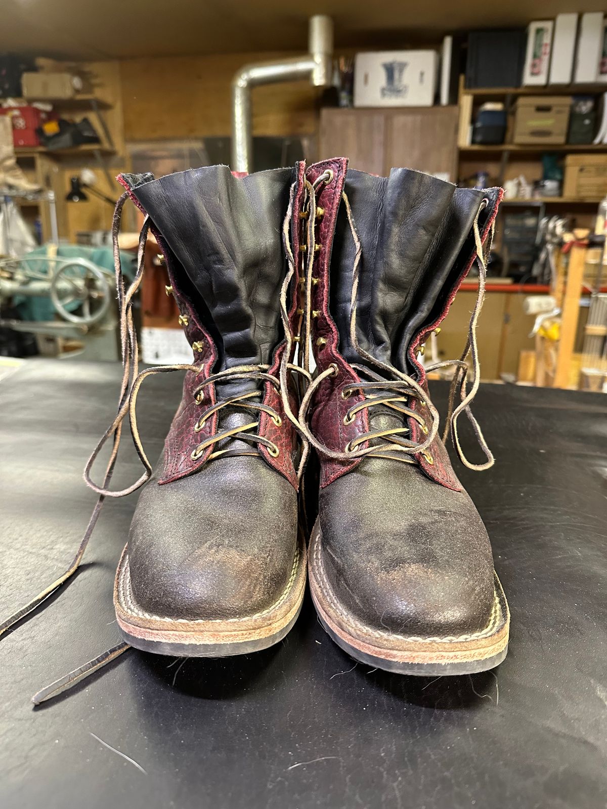 Photo by wintz.boots on November 6, 2025 of the Nicks BuilderPro in Law Tanning Oxblood Smooth Shruken Bison & Horween Brown Waxed Flesh.